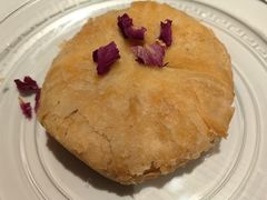 鲜花饼-芸山季·云南山珍菌火锅(南翔印象城MEGA店)