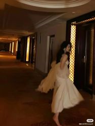 -Lady  Jane高端婚纱礼服馆