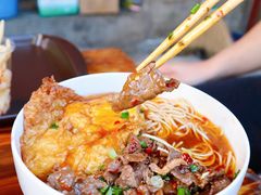 麻辣牛肉拌面-李易面馆(树木岭店)