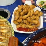 马路边边～