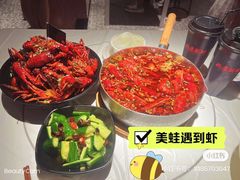 -巴厘龙虾·榜首油焖大虾(音乐学院·沿江酒馆店)