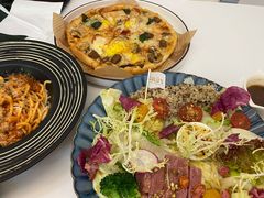 -露露家咖啡店