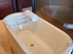 -三亚湾海居铂尔曼度假酒店