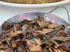-丹水桥地锅鱼·翘嘴鲌·地方特色全鱼宴(丹江口大坝店)