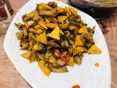 -桂萍特色牛筋牛杂(长堤街总店)