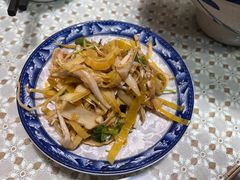 凉拌芭蕉花-蜗牛小馆醉乡民谣云南菜(惠新西里店)
