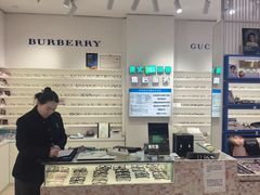 -美式眼镜·授权蔡司.依视路.尼康.豪雅.明月(南翔印象城店)
