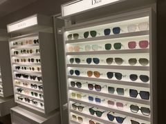 -目艮眼镜SHOWROOM(品牌集合店)