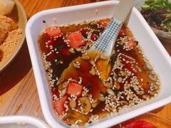 -野山舂·贵州现舂酸汤火锅(鸿通城店)