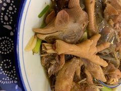 -八两八金·莱芜特色炒鸡(市南漳浦路店)