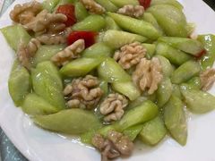 桃仁丝瓜-奥华餐厅·老张记(台基厂店)