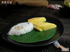 芒果糯米饭-Ruen Urai