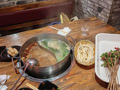 -乐山串串香老火锅(鼓楼店)