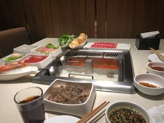 -海底捞火锅鲜切牛肉主题店(长寿路店)