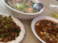 -茅屋大酒店