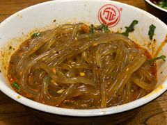 万记特色酸辣粉-万记麻辣烫国展总店