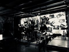 -南锣鼓巷吉他吧(鼓楼店)