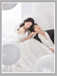 -雪中彩影婚纱摄影·微光艺术中心