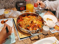 -黄记煌三汁焖锅(金凤万达广场店)