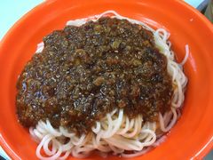 炸酱面-食惠里小笼包面馆(越秀店)