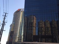 -上海龙之梦万丽酒店