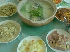 -天乐农家鱼头王(天目湖店)