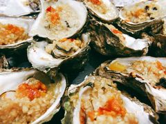 -蚝哥花姐湛江烤生蚝(美丽湾市场店)