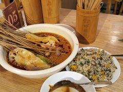 -嘉州叶婆婆钵钵鸡(建设路店)