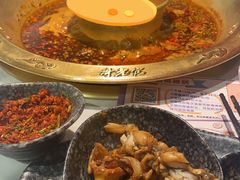 -哥老官重庆美蛙鱼头(宝山龙湖店)