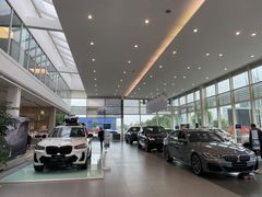 -南充通源宝马4S店(高坪店)