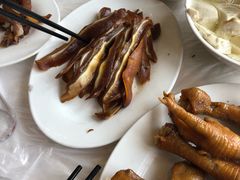 -万春卤菜(天乡后街步行街店)