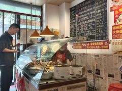 -柳州肥姨妈大骨螺蛳粉(江宁万达店)
