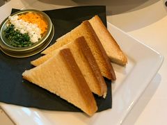 面包片-MORTON'S 莫尔顿牛排坊(北京丽晶酒店)
