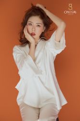 -onlygirl摄影美学馆高端定制(江滩店)