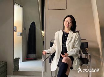 南京探店 ️梧桐树下的独栋复古首饰集合店