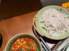 -包整·丝娃娃(一览甲秀楼风景店)