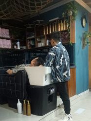 点击看大图 -卡木里发型工作室