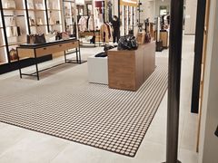 -COACH蔻驰(赛特奥特莱斯店)