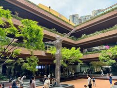 -瑞虹新天地月亮湾