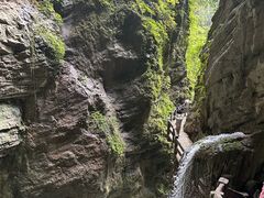 -龙水峡地缝景区