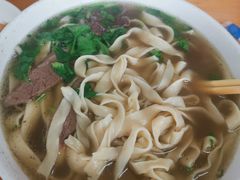 -十二忠手拉面(中华路店)