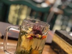 -清真·玛丽亚新疆菜主题餐厅(浙江中路店)