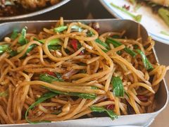 -东口码头·烧鸽子·鱼头泡饼·地方菜(金鹰悦城店)