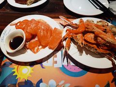 -四海一家自助餐(益田假日广场店)