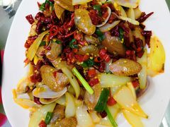 -小辣妹川味海鲜加工店(第一市场椰风巷店)