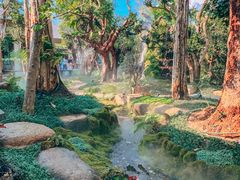 -Chom Cafe and Restaurant