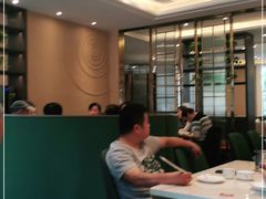 大堂-刘胖子家常菜·蹄花焖藕(兴业店)