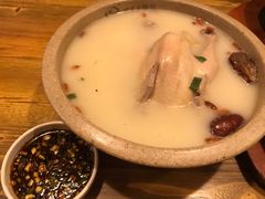 -百年石锅饭·朝鲜族传统民餐