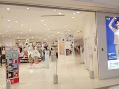 -优衣库(红谷滩万达店)