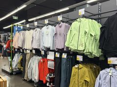 -迪卡侬(西华店)